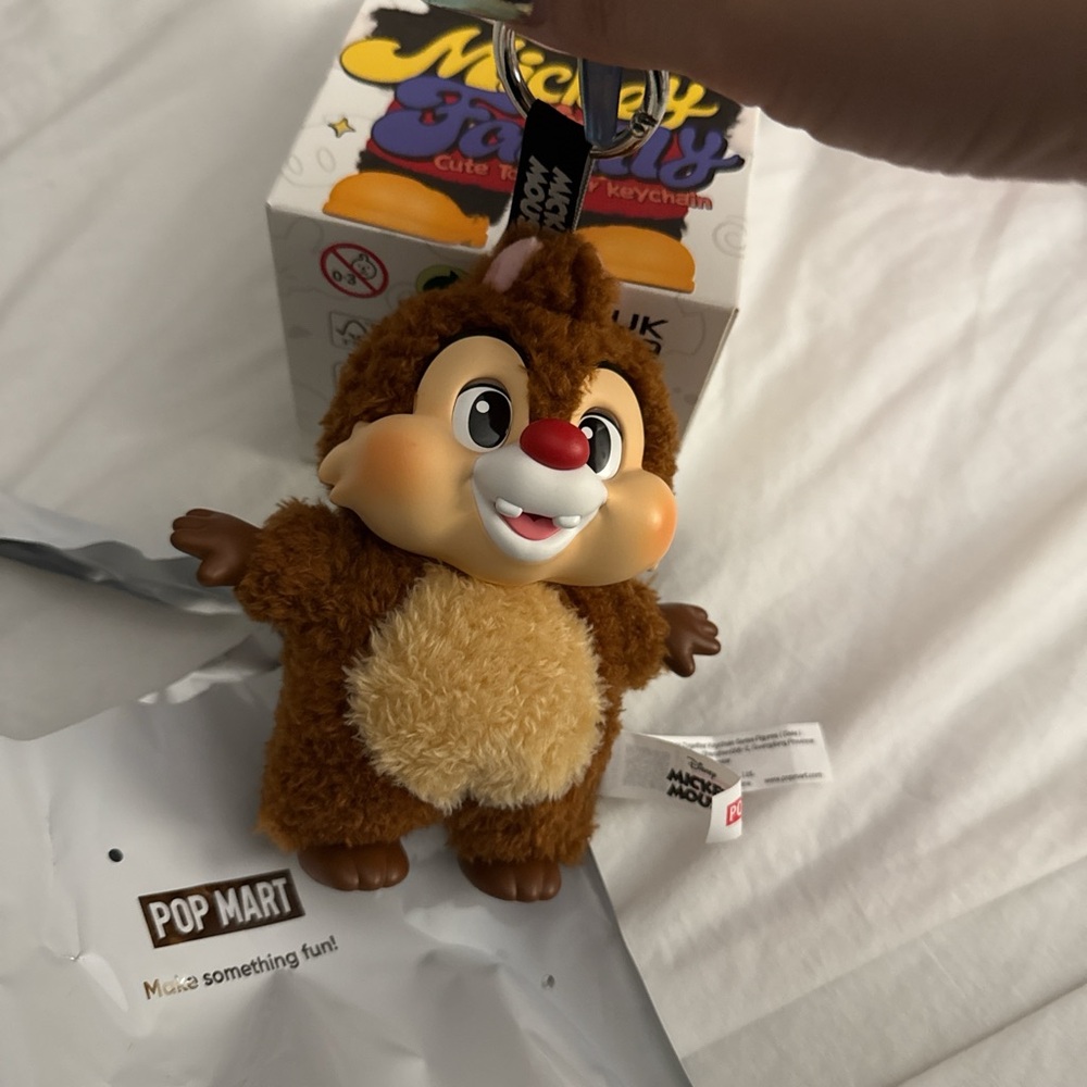 Pop mart blind box dale